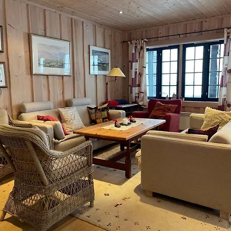 Apartment Family-friendly 2-bedroom With Terrace And Sauna